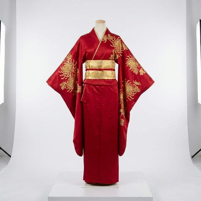 ຊຸດ Cosplay ກິໂມໂນ ສີແດງ